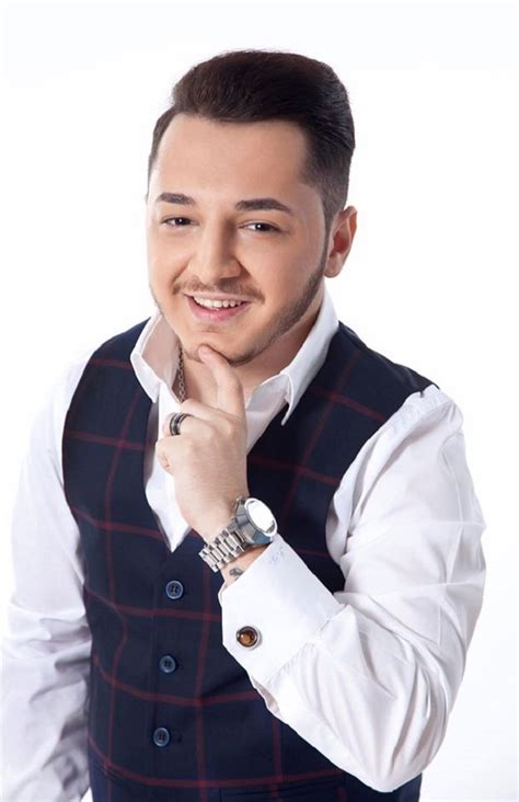 Please leave a comment here to report doubled added songs/artists and a moderator will correct it for you. FOTO / Ionuț Cercel este de nerecunoscut! Celebrul ...