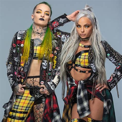 Photos Ruby Liv Are Ready To Riott Once Again Wwe Girls Wwe Womens Wwe Photos