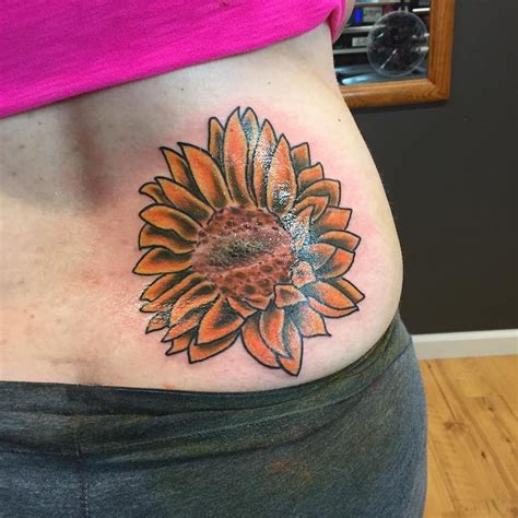 A woman who possesses birthmark on the forehead can predict the future and has excellent. 20+ Creative Birthmark Tattoos Cleverly Incorporated onto ...