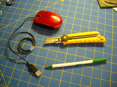 Laptop Mouse Cord Keeper 3 Steps Instructables