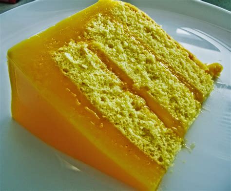 Actually kek2 lapis srwk ni mmg kebanyakannya manis2 belaka supaya dpt disimpan lbh lama. KEK LAPIS KASTARD JAGUNG ...TERLAJAK SEDAP... - Resepi ...