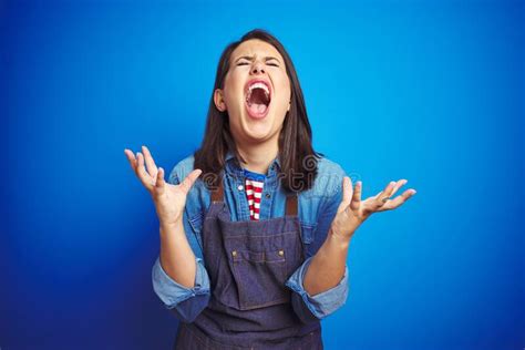 344 Woman Yelling Store Stock Photos Free And Royalty Free Stock Photos
