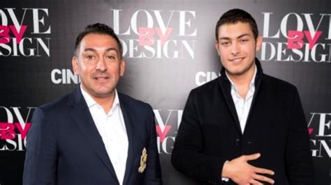 Un bărbat celebru a venit la ea acasă cu o sticlă de vin. Toto Dumitrescu, fiul lui Ilie Dumitrescu, prins drogat la ...
