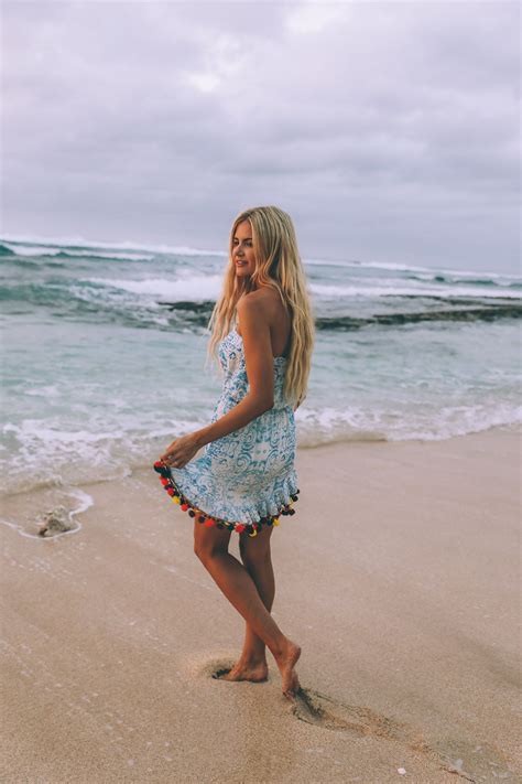 barefoot blonde amber fillerup with images blonde dress summery outfits barefoot blonde