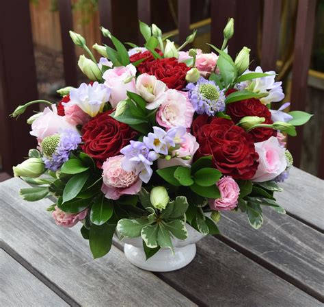 Flower Arrangement For Mothers Day With Images Flower