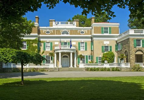 The 7 Most Stylish Presidential Homes Home Historic Homes House Styles