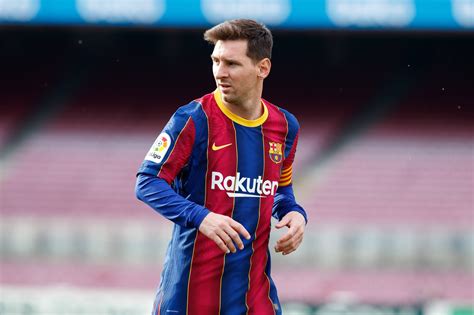 La Liga Website Removes Lionel Messi From Barcelona Squad Barca Universal