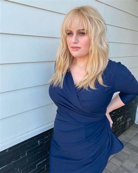 Rebel Wilson Stuns In Sexy Instagram Shot As She Shows Off Weight Loss In Skin Tight Royal Blue