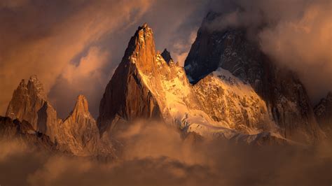 Cerro Chaltén In Clouds Los Glaciares National Park Wallpaper Backiee