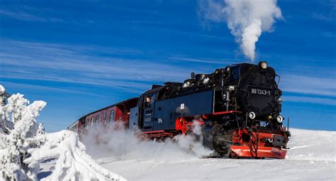 Download Train Snow Winter Vehicle Locomotive Hd Wallpaper