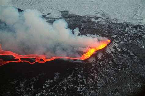 Icelands Great Bardarbunga Volcano Prepares For Eruption Sam Writes