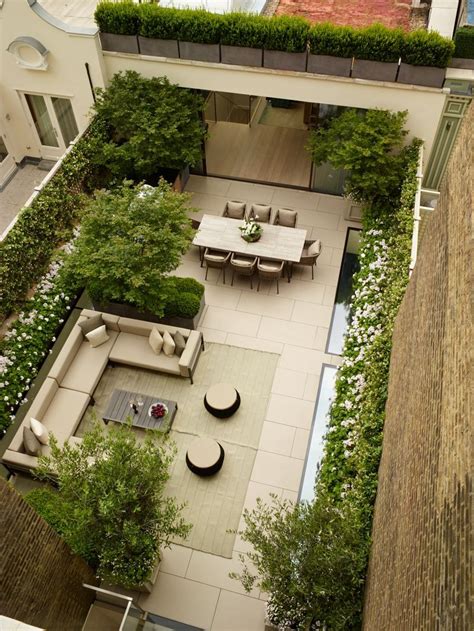 This park is the utilization of the roof of a large house in london. A London Roof Terrace | Bowles & Wyer bespoke garden ...