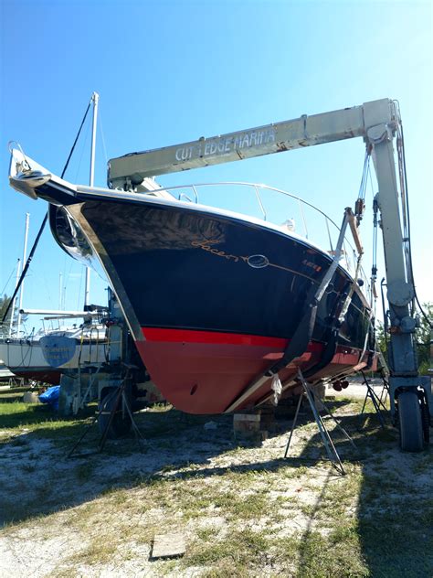 Haul Out | Cut's Edge Marina