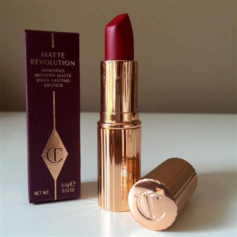Charlotte Tilbury Matte Revolution Lipstick I Am Fabulicious