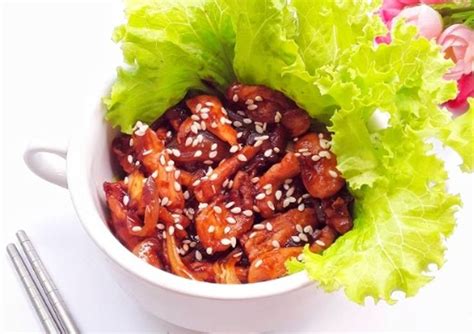 Diamkan selama 15 menit, agar bumbu meresap. Macam-macam Cara Masak Ayam Teriyaki di Rumah