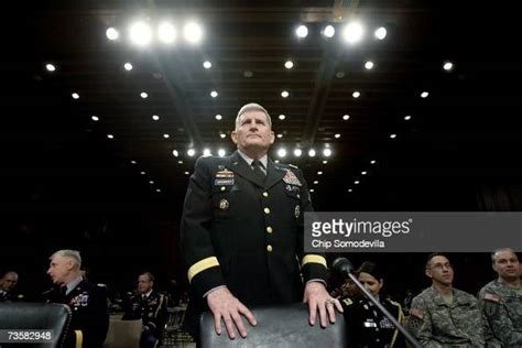 Us Army Chief Of Staff Gen Peter Schoomaker Prepares To Testify