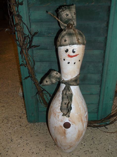 Primitive Upcycled Bowling Pin Snowman Bowling Pin Crafts Christmas