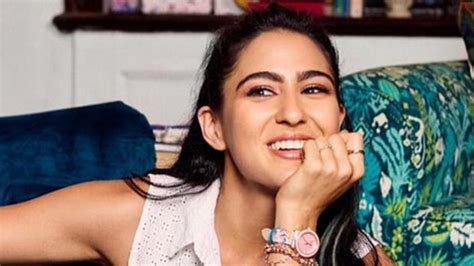Sara Ali Khan Wore The Most Comfortable Sleeveless White Shirt With Her