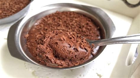 This keto chocolate mousse recipe is full of rich chocolate decadence and is just so incredibly easy to make! Mousse FIT de Chocolate (Low Carb) - YouTube