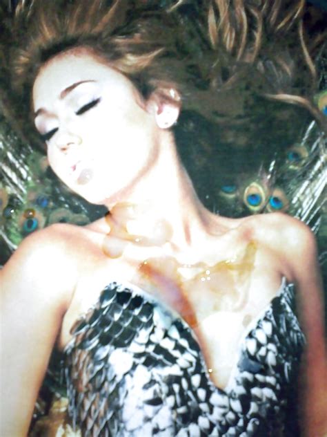 Miley Cyrus Pussy Pics 2020 Porn Pictures Xxx Photos Sex Images