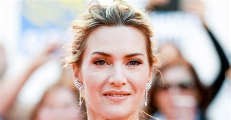Twitter dedicated to all fans de mare of easttown, a new limited series starring kate winslet, premieres april 18 on @ hbomax. Kate Winslet Titanic Sex Scene Not In Original Script