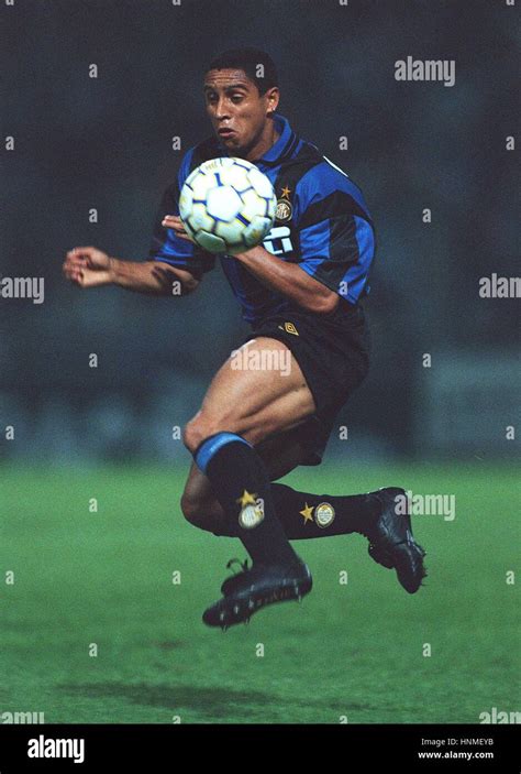 Roberto Carlos Inter Milan Fc 06 October 1995 Stock Photo Alamy