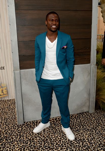 What is kevin hart weight? Kevin Hart Measurements Height and Weight