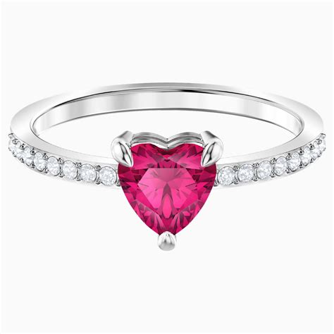 Terlebih jika model nya seperti beberapa cincin emas putih berikut ini. √ 30+ Foto Cincin Tunangan Emas Putih dan Perak Terbaru 2020