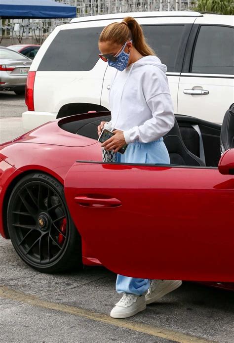Jennifer lopez performed this land is your land and america the beautiful at the inauguration we did it joe updated jan. Jennifer Lopez in a White Hoodie Arrives at the Gym in ...