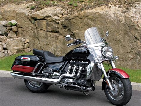 Triumph Triumph Rocket Iii Touring Motozombdrivecom