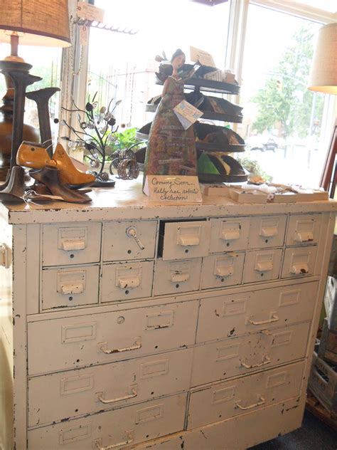 must love junk: Shopping Bonanza