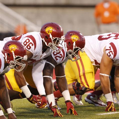 USC Football: 5 Offensive Players with the Most to Gain from Summer