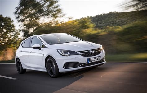Opel Astra K Gains Opc Line Sport Pack Autoevolution