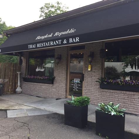 Cactus rose prides itself in its cuisine which includes fresh ingredients, natural beef, free range chicken, wild caught organic fish and seafood. Wilton - All the Best Fairfield County Connecticut Has to ...