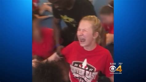 Shock Video 13yo Cheerleader Forced Into Splits By Coach Despite Pleas