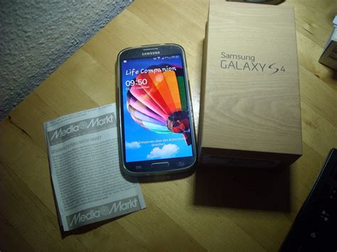 Ihr neues samsung handy mit vertrag finden sie zum günstigen preis in der mediamarkt tarifwelt. Verkaufe Neuwertiges Samsung Galaxy S4 GT-I9505 schwarz ...
