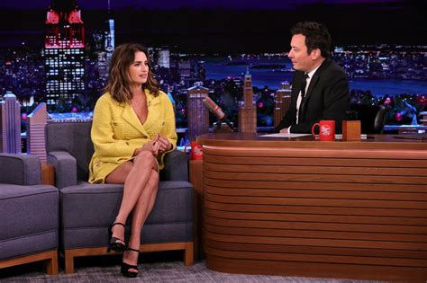 penelope cruz showed sexy legs at the tonight show starring jimmy fallon 9 photos the