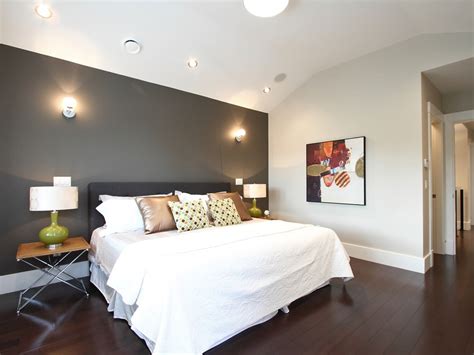 Best Accent Color For Gray Couch - What Colours Go With Grey Sofa