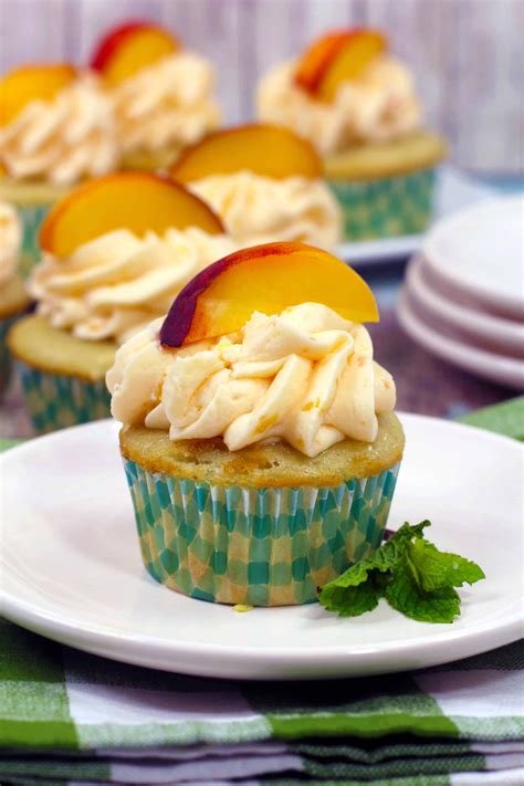 Explore cupcakes (r/cupcakes) community on pholder | see more posts from r/cupcakes sometimes i just bake one or two cupcakes at a time so that i can experiment with different fillings include: Best Peach Cupcakes | Recipe | Cupcake recipes, Peach ...