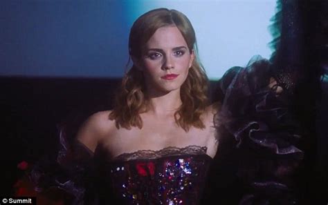 Emma Watson Refuses To Watch Her Kissing Scenes In The Perks Of Being A