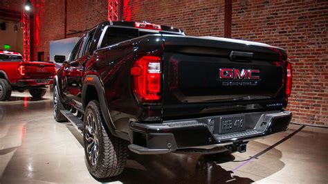 2023 Gmc Canyon Gets Bigger Faster More Expensive