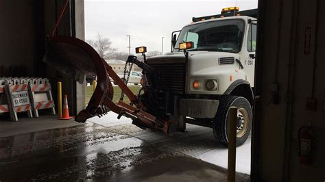 Iowa Dot Snow Plow Drivers Wanted For This Winter