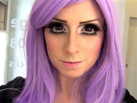 In this fairly easy tutorial you'll learn how to create an eyeball and fake eyelids among other things. Cool purple hair and halloween makeup fun. | Anime makeup