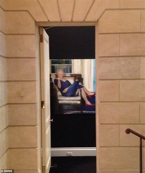 Jeffrey epstein had an oil painting of bill clinton in a blue dress — lounging on a chair in the oval office — hanging up in his manhattan townhouse, according to law enforcement sources. Shock Photo: Bill Clinton Wears Monica Lewinsky Dress In ...