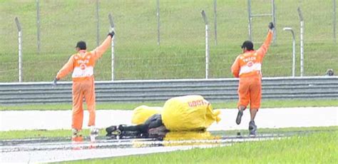 Marco Simoncelli Dies Before Horror Crash At Malaysian