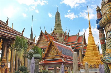 Bangkok's Grand Palace #bangkok #grandpalace | Bangkok grand palace, Bangkok, Barcelona cathedral