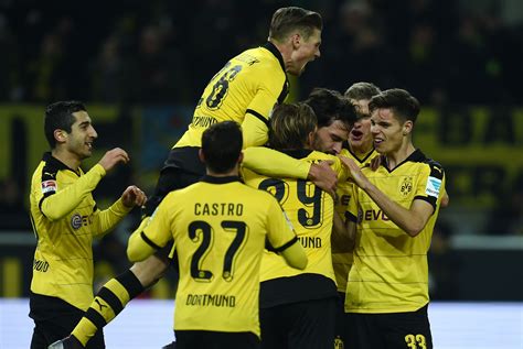 August 18.30 uhr signal iduna park , dortmund zur vorschau: @bdortmund9off Dortmund dreht Spiel gegen Eintracht ...
