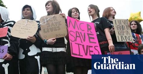 Daily Mail Emo Fans Protest Media The Guardian