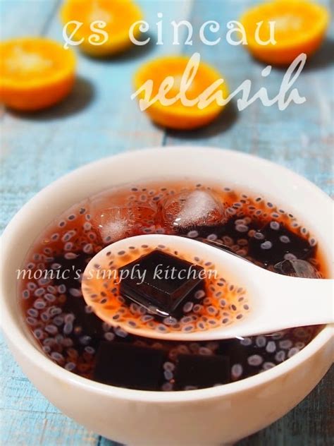 Berikut lima resep es cincau yang rasanya manis, segar, dan mudah dibuat di rumah. Es Cincau Selasih - Monic's Simply Kitchen