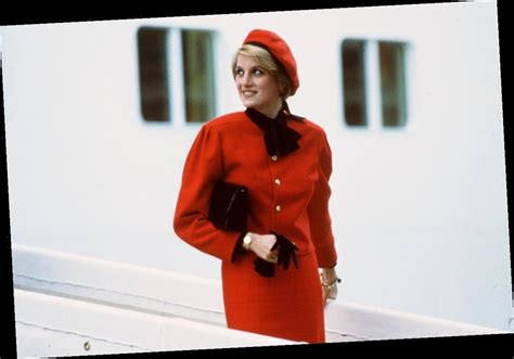 Some Of Princess Dianas Most Memorable Outfits Have 1 Color In Common